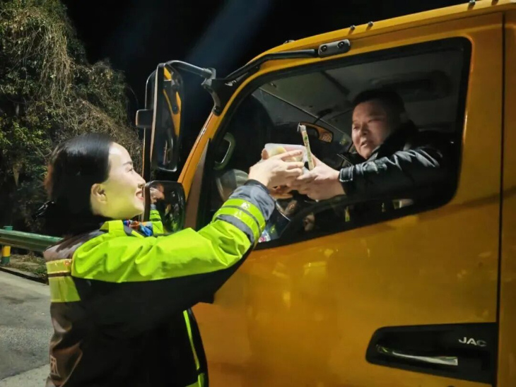 特別策劃｜最濃年味是堅(jiān)守